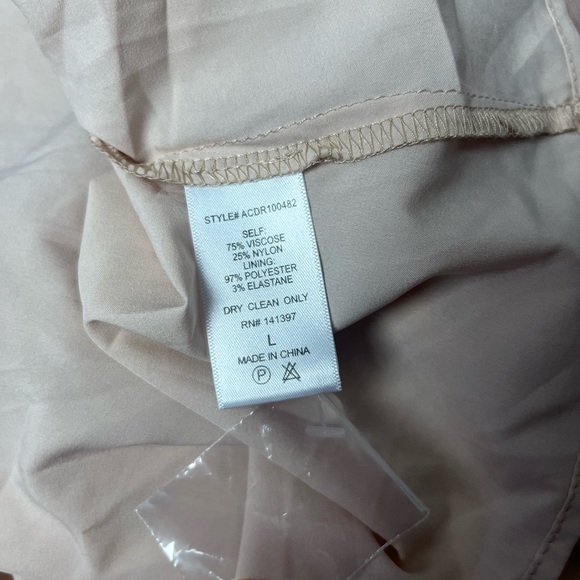 ASTR the Label Puff Sleeve Monarch Midi Dress Size L Pink NWT - Picture 8 of 10